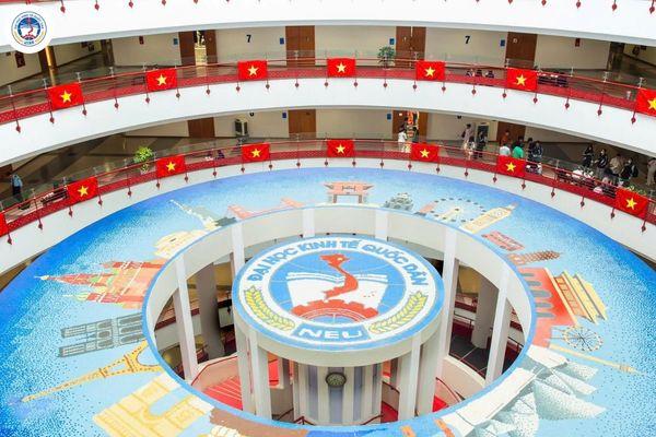 Lao động Việt học đại học từ xa tại Nhật Bản: Nên không?