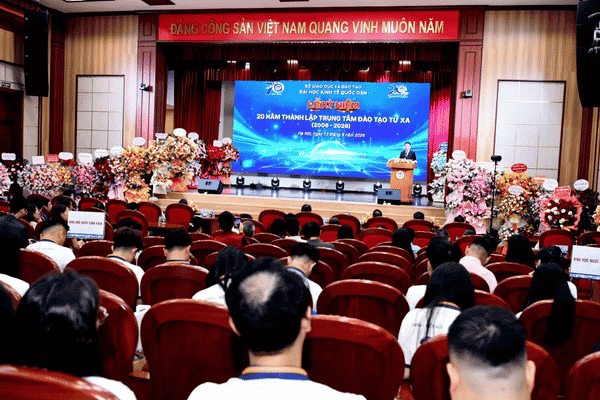 Lễ kỷ niệm 20 năm Trung tâm Đào tạo từ xa NEU – Hành trình 2006-2026
