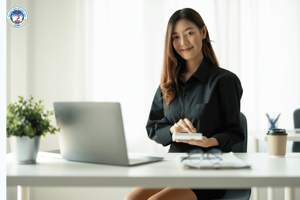 Kế toán online tại nhà có hiệu quả không? Review chi tiết 