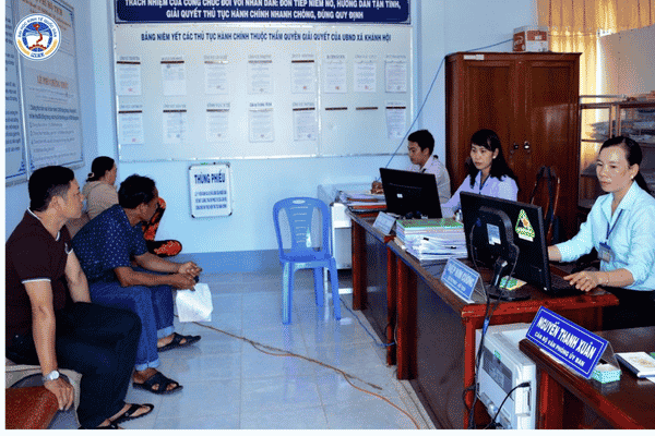 cán bộ cấp xã nên học ngành gì