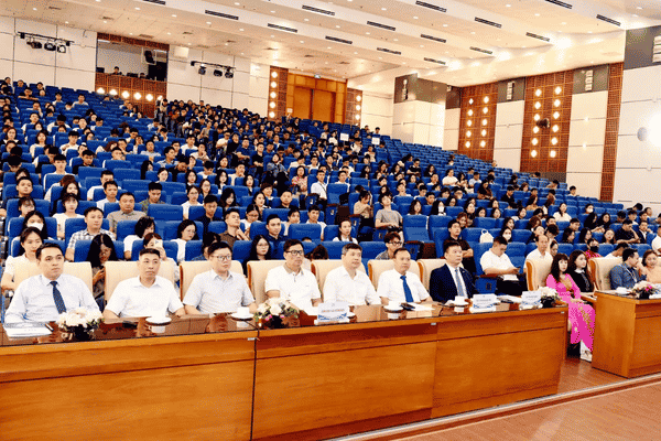 Quang cảnh chương trình
